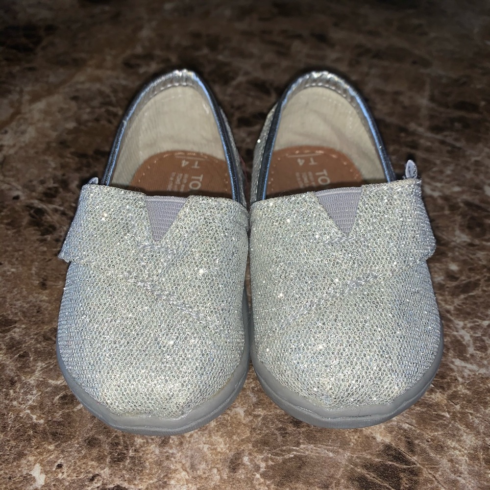 Baby Girl Tiny Toms